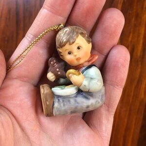 Hummel Christmas ornament boy in cookie jar 1999